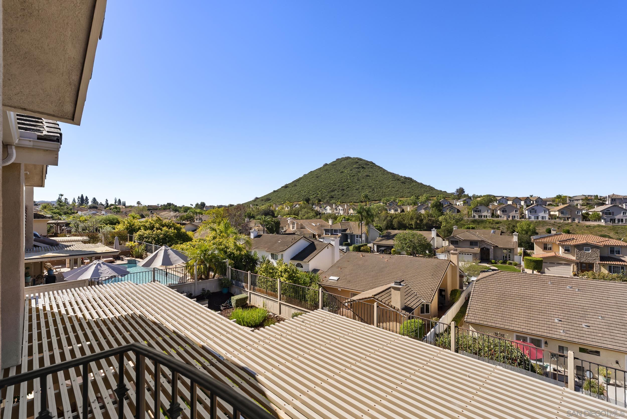 Detail Gallery Image 33 of 61 For 18658  Locksley St, San Diego,  CA 92128 - 4 Beds | 2/1 Baths