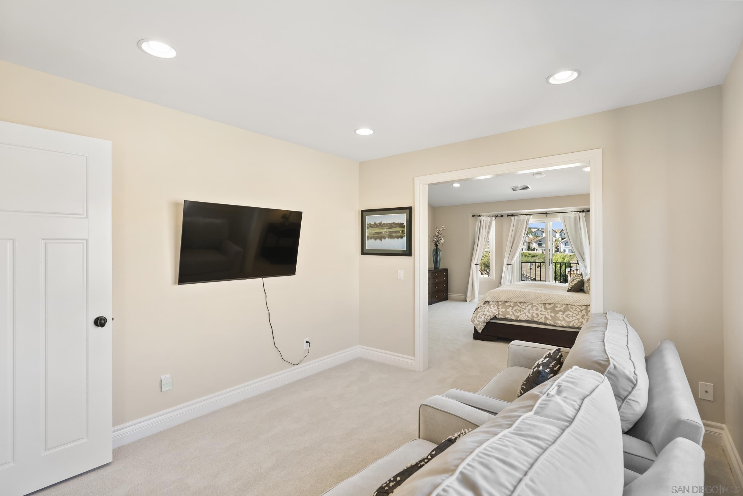 Detail Gallery Image 36 of 61 For 18658  Locksley St, San Diego,  CA 92128 - 4 Beds | 2/1 Baths