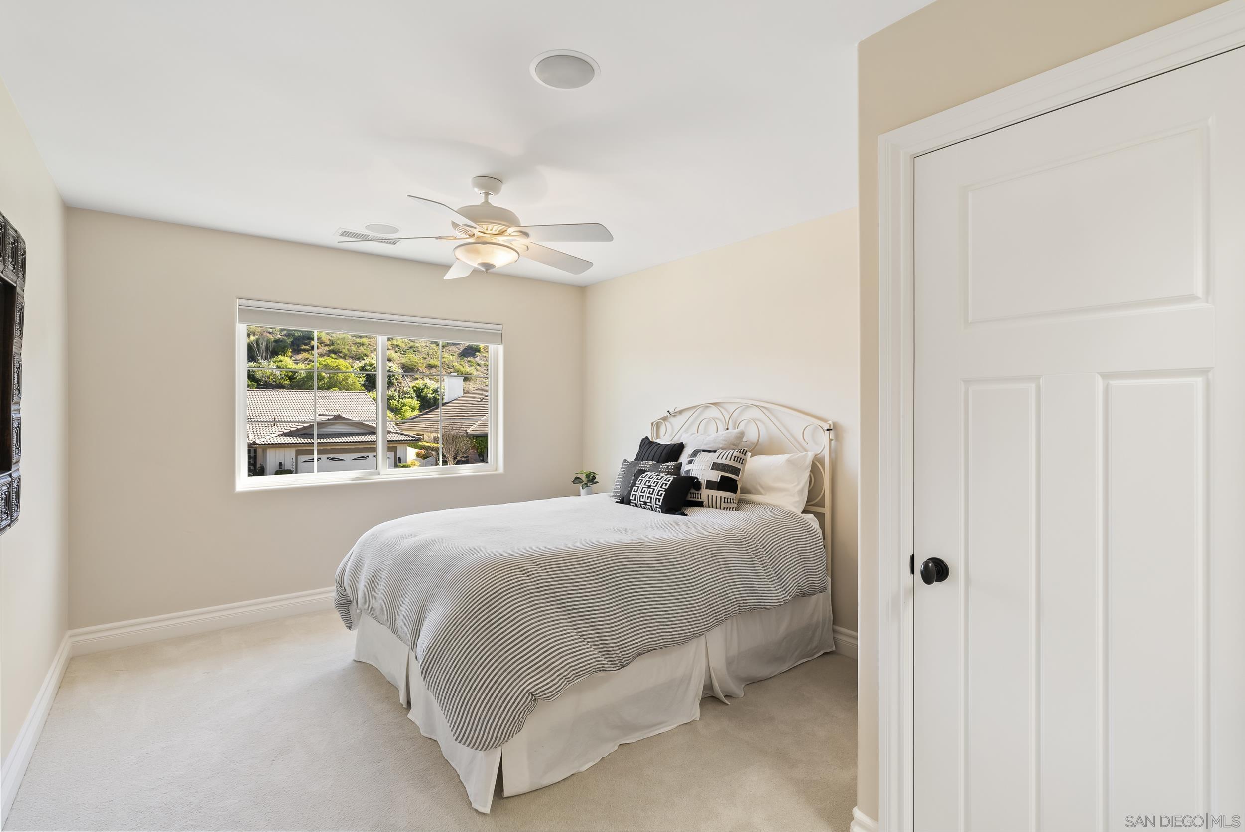 Detail Gallery Image 40 of 61 For 18658  Locksley St, San Diego,  CA 92128 - 4 Beds | 2/1 Baths