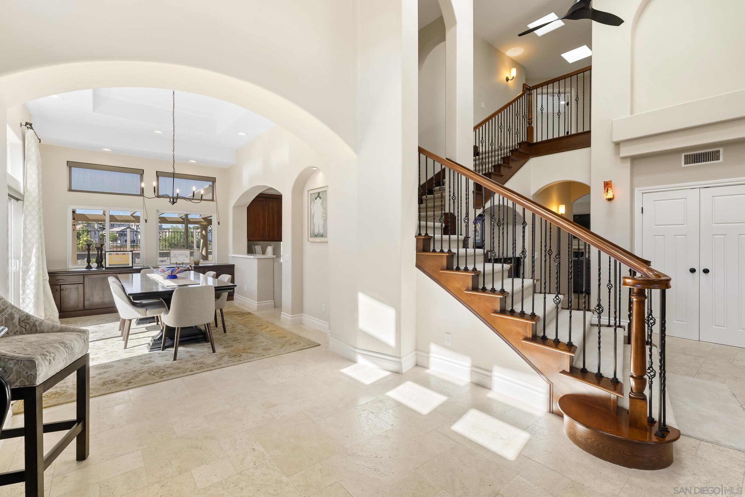 Detail Gallery Image 9 of 61 For 18658  Locksley St, San Diego,  CA 92128 - 4 Beds | 2/1 Baths