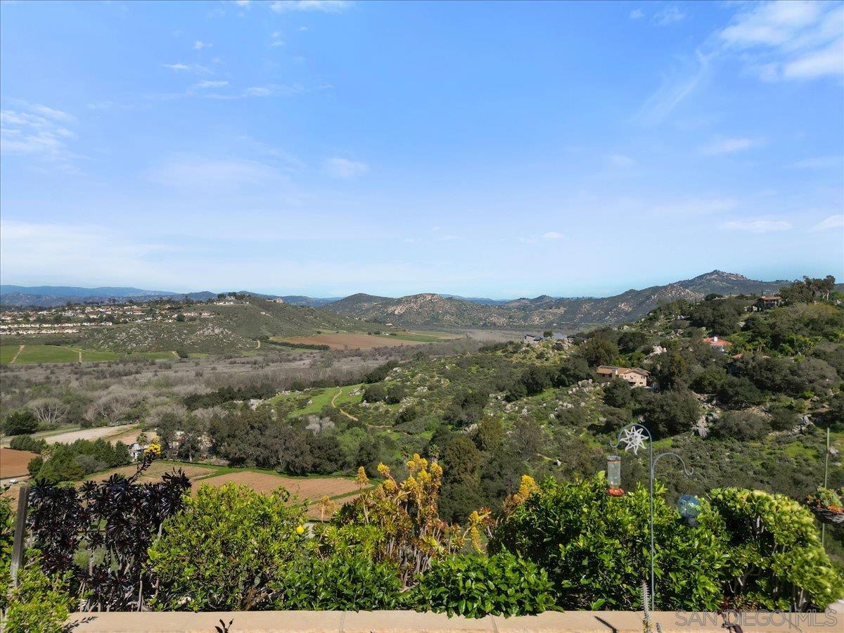 Front Image Thumbnail for SD260005159