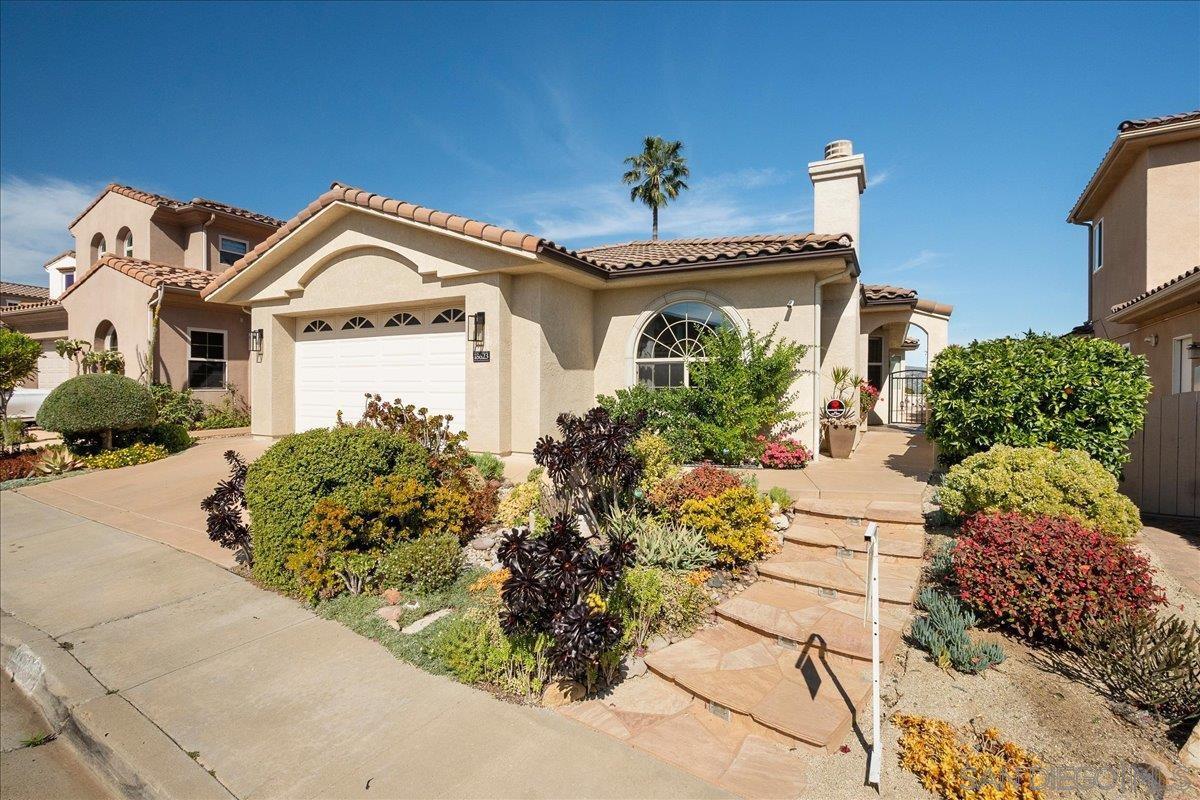 Detail Gallery Image 3 of 53 For 18623  Lancashire Way, San Diego,  CA 92128 - 3 Beds | 2 Baths