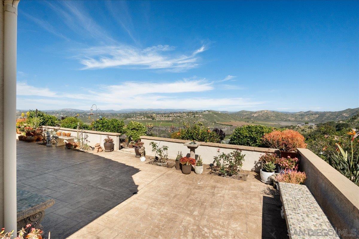 Detail Gallery Image 22 of 53 For 18623  Lancashire Way, San Diego,  CA 92128 - 3 Beds | 2 Baths