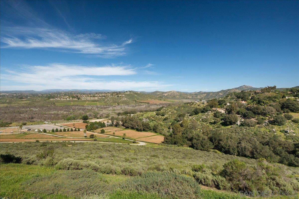 Detail Gallery Image 23 of 53 For 18623  Lancashire Way, San Diego,  CA 92128 - 3 Beds | 2 Baths