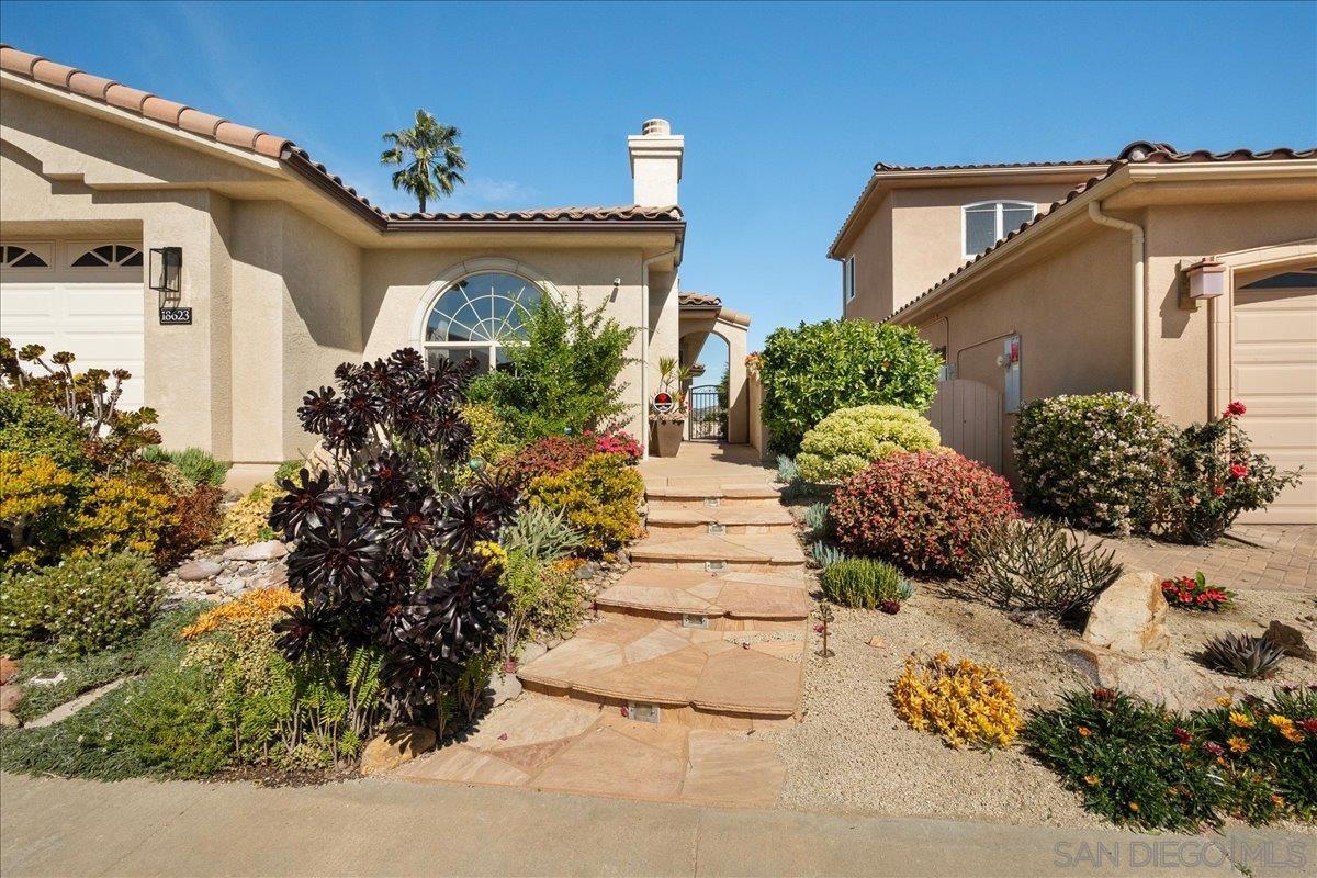 Detail Gallery Image 4 of 53 For 18623  Lancashire Way, San Diego,  CA 92128 - 3 Beds | 2 Baths