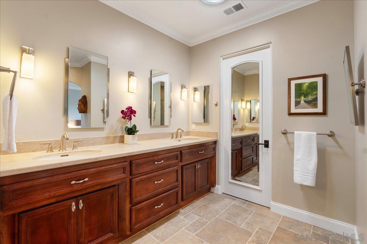 Detail Gallery Image 32 of 53 For 18623  Lancashire Way, San Diego,  CA 92128 - 3 Beds | 2 Baths