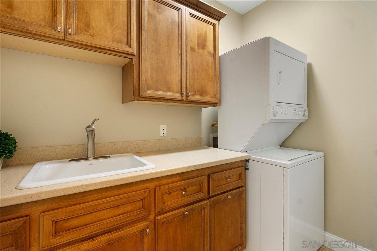 Detail Gallery Image 42 of 53 For 18623  Lancashire Way, San Diego,  CA 92128 - 3 Beds | 2 Baths