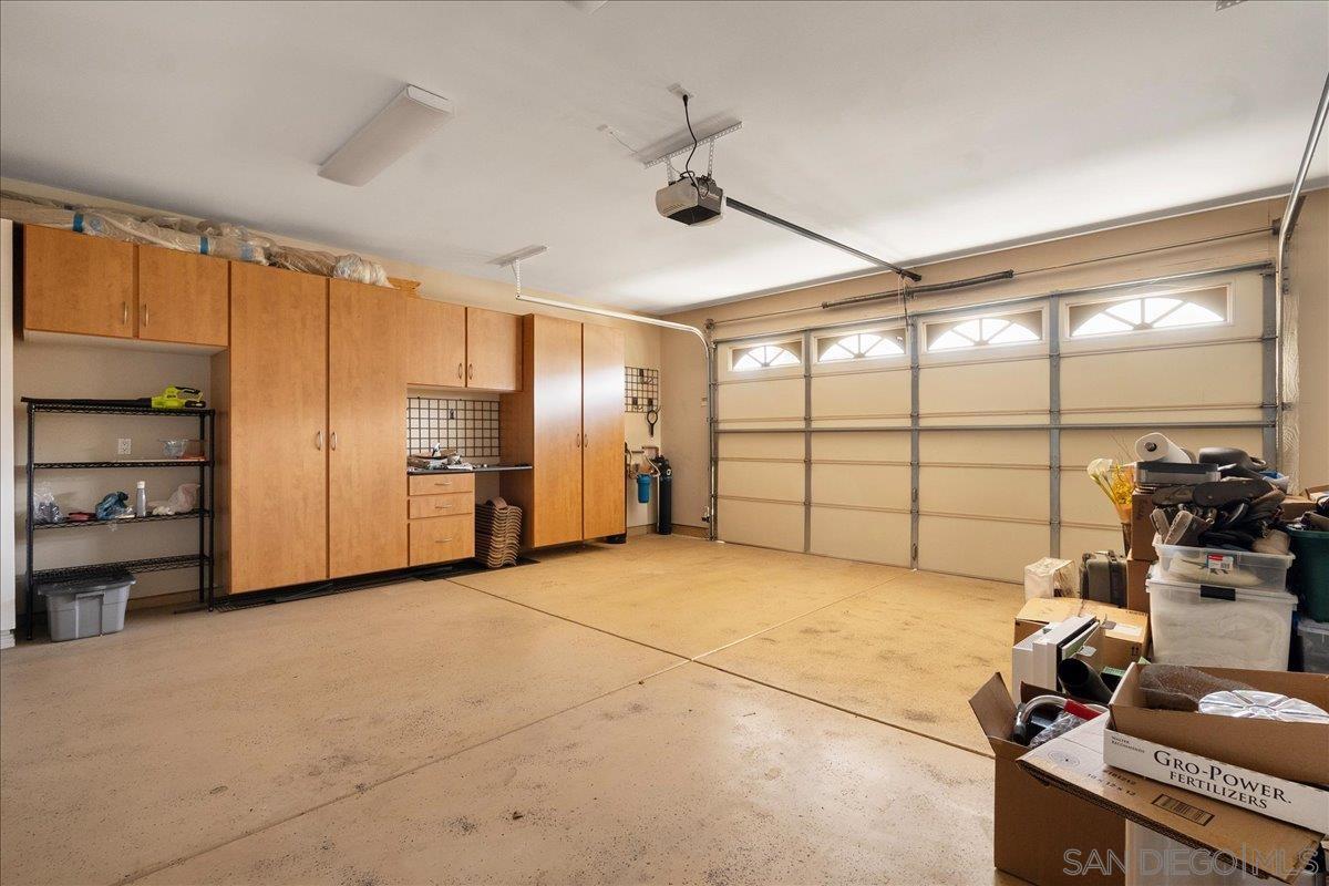 Detail Gallery Image 43 of 53 For 18623  Lancashire Way, San Diego,  CA 92128 - 3 Beds | 2 Baths