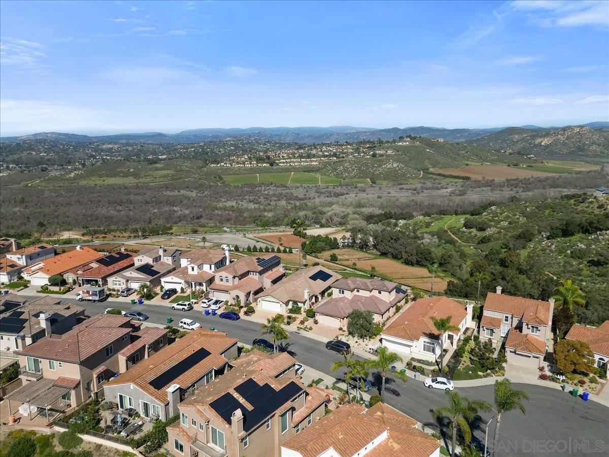 Detail Gallery Image 48 of 53 For 18623  Lancashire Way, San Diego,  CA 92128 - 3 Beds | 2 Baths