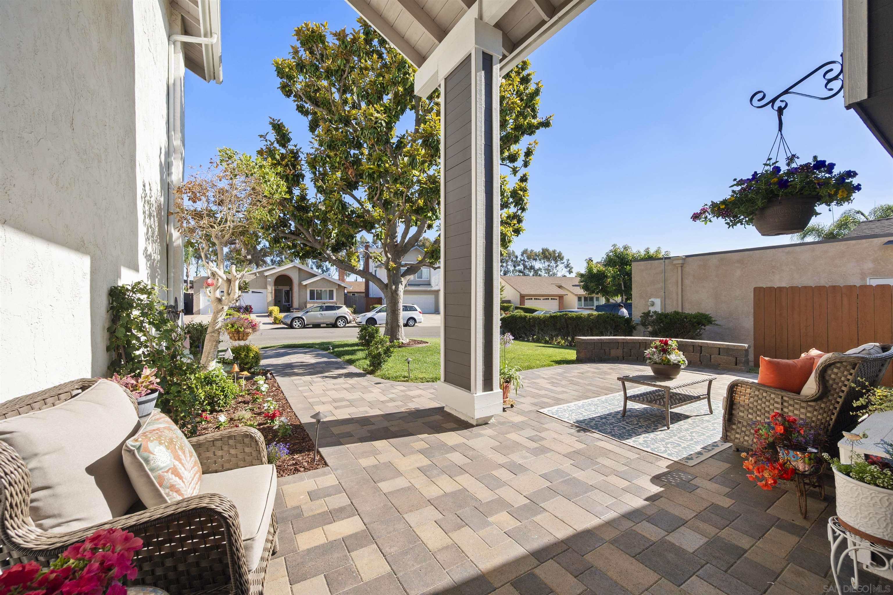 Detail Gallery Image 3 of 48 For 12740  Prairie Dog Ave, San Diego,  CA 92129 - 6 Beds | 3 Baths