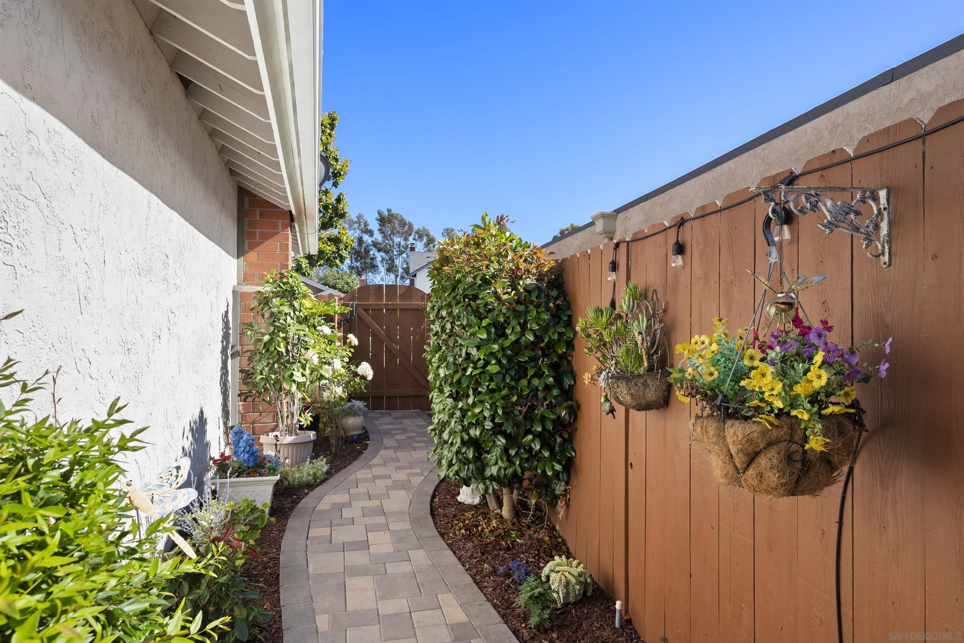 Detail Gallery Image 45 of 48 For 12740  Prairie Dog Ave, San Diego,  CA 92129 - 6 Beds | 3 Baths