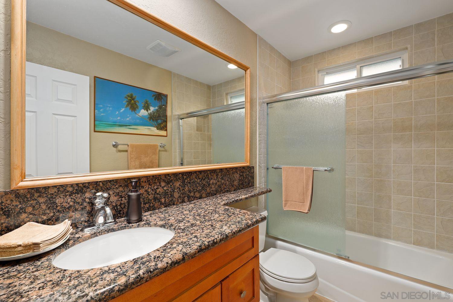 Detail Gallery Image 20 of 31 For 10421  Les Arbres Pl, San Diego,  CA 92131 - 4 Beds | 4 Baths