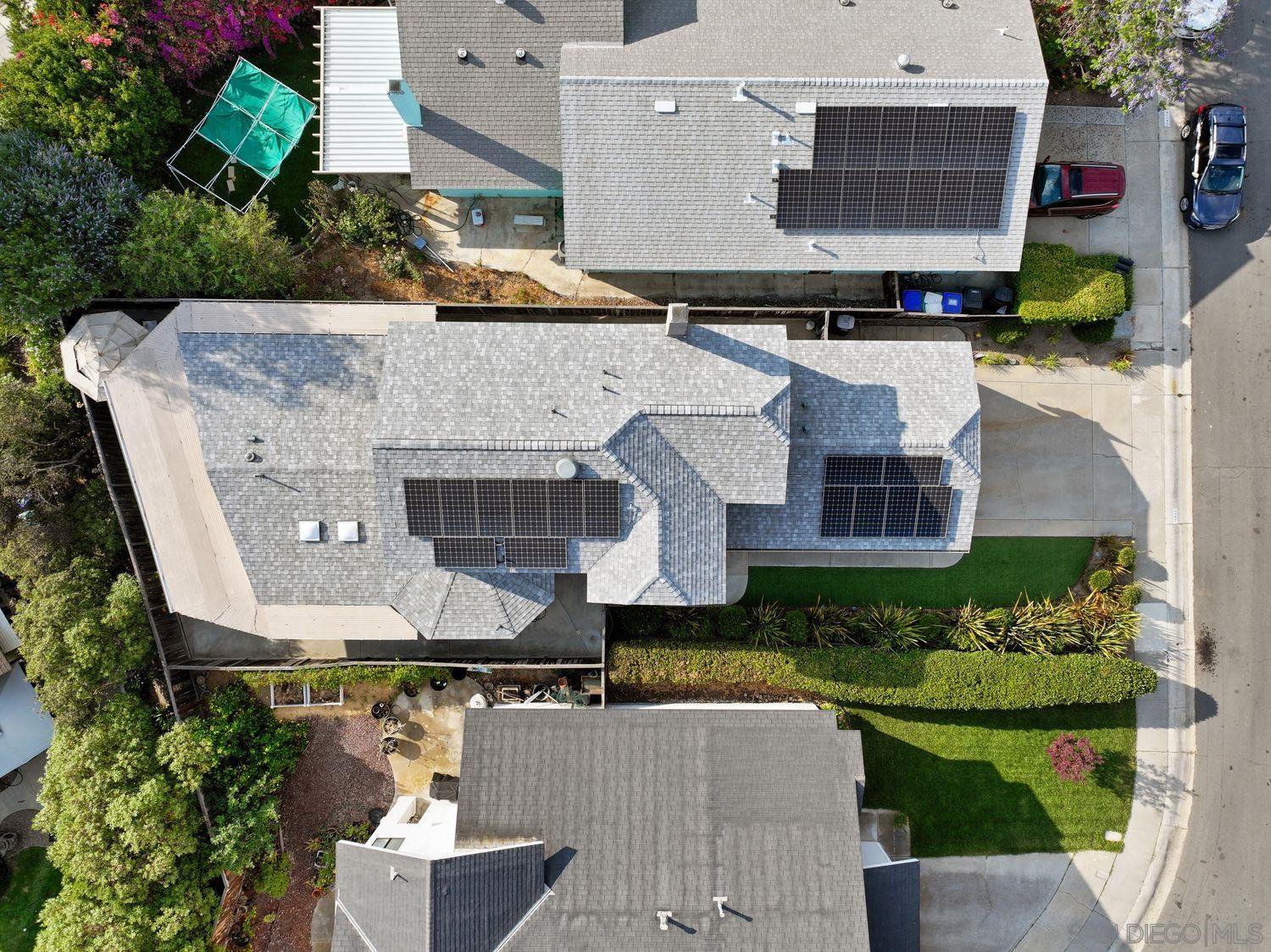 Detail Gallery Image 25 of 31 For 10421  Les Arbres Pl, San Diego,  CA 92131 - 4 Beds | 4 Baths