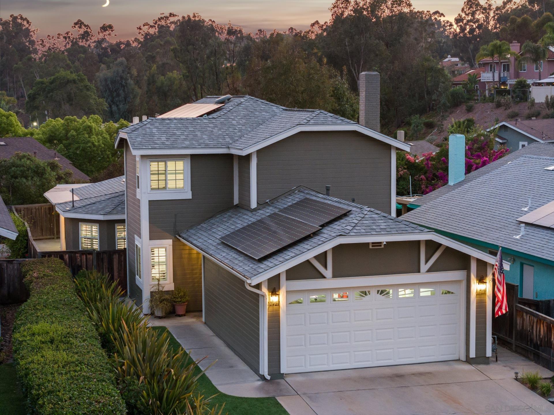 Detail Gallery Image 29 of 31 For 10421  Les Arbres Pl, San Diego,  CA 92131 - 4 Beds | 4 Baths