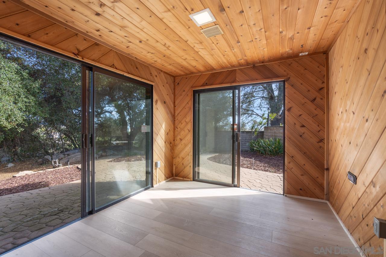 Detail Gallery Image 15 of 39 For 2665  Kauana Loa Dr, Escondido,  CA 92029 - 6 Beds | 4 Baths