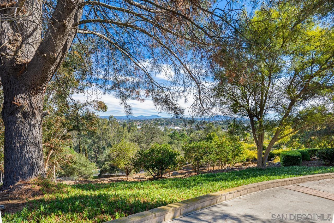 Detail Gallery Image 32 of 39 For 2665  Kauana Loa Dr, Escondido,  CA 92029 - 6 Beds | 4 Baths