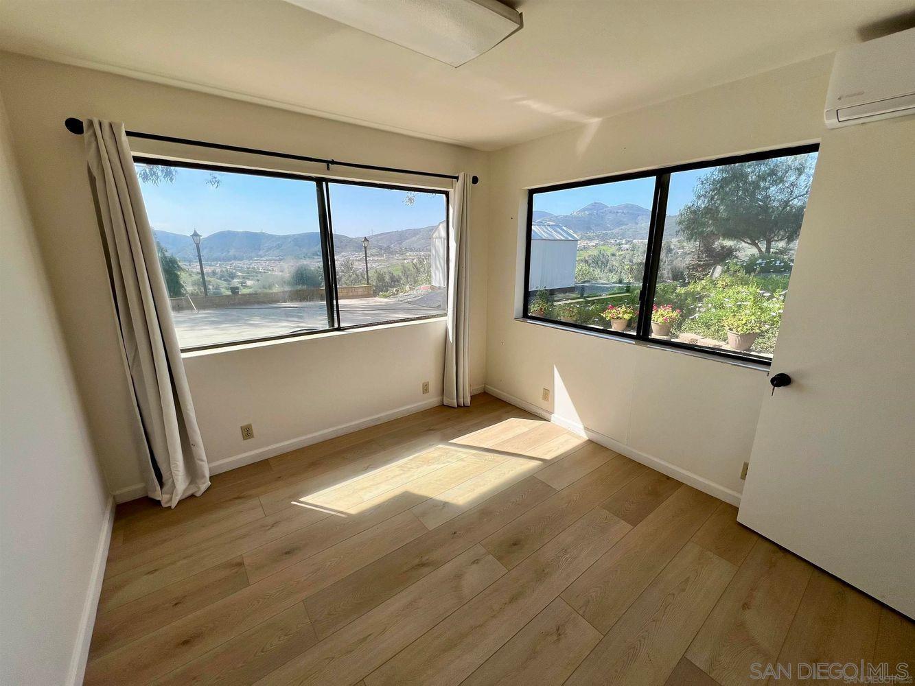 Detail Gallery Image 34 of 39 For 2665  Kauana Loa Dr, Escondido,  CA 92029 - 6 Beds | 4 Baths