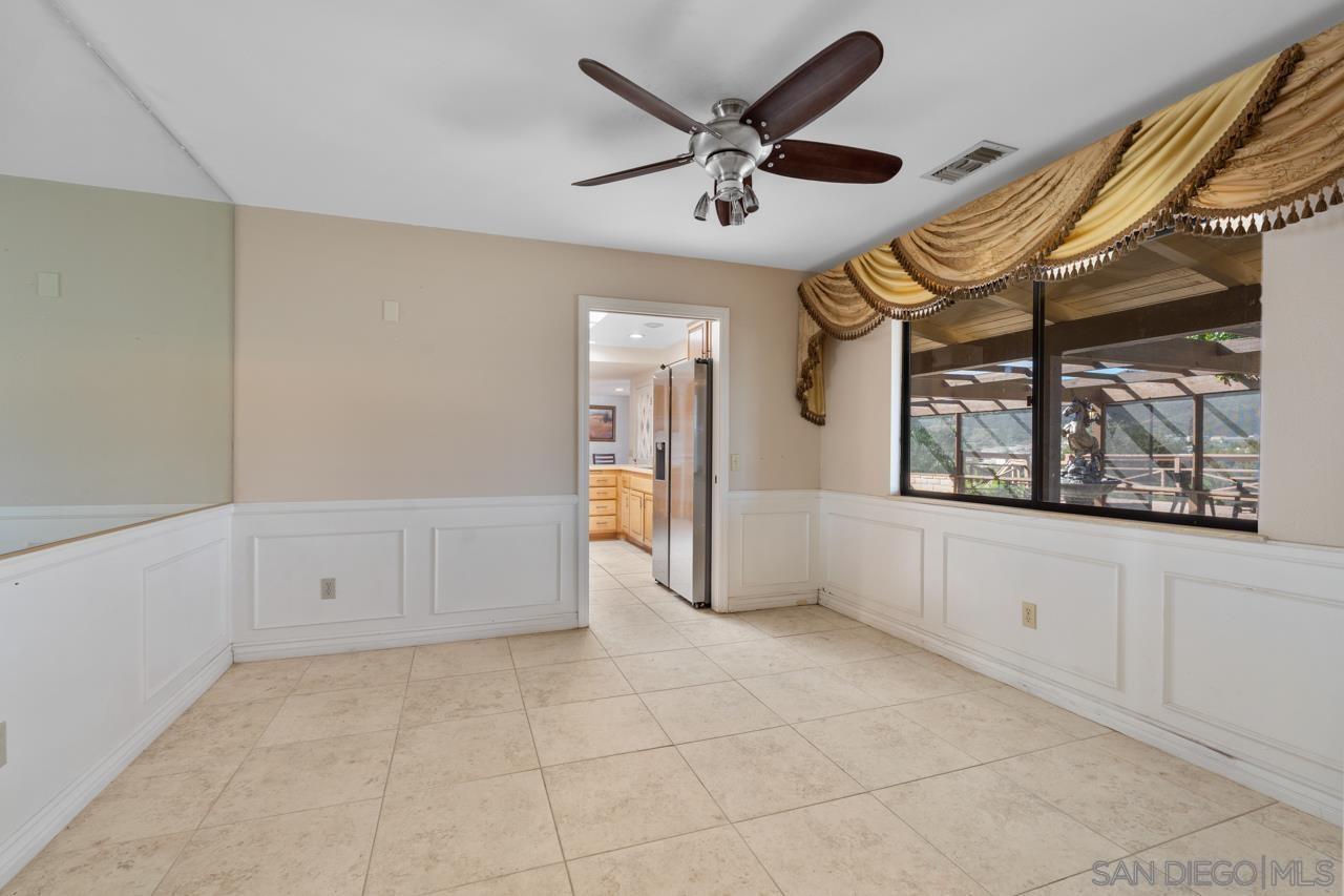 Detail Gallery Image 7 of 39 For 2665  Kauana Loa Dr, Escondido,  CA 92029 - 6 Beds | 4 Baths