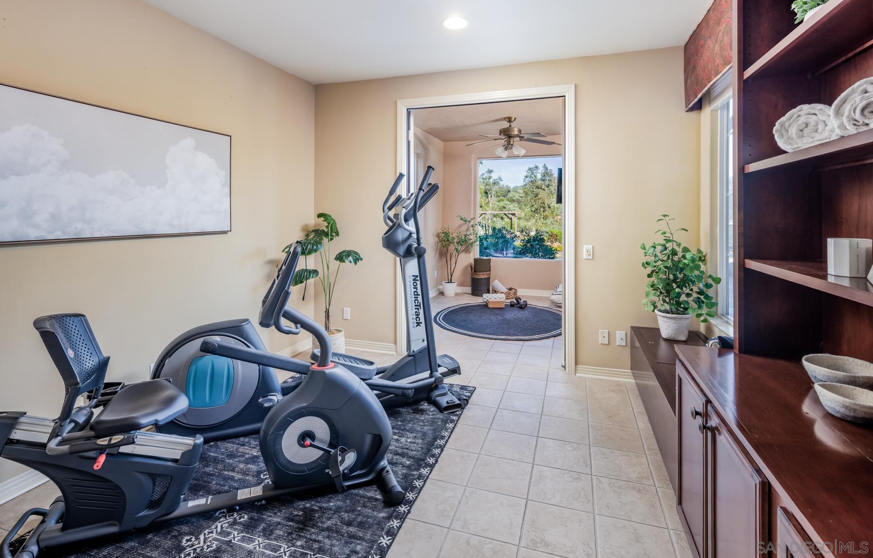 Detail Gallery Image 22 of 32 For 17095  Butterfield Trail, Poway,  CA 92064 - 6 Beds | 4/1 Baths