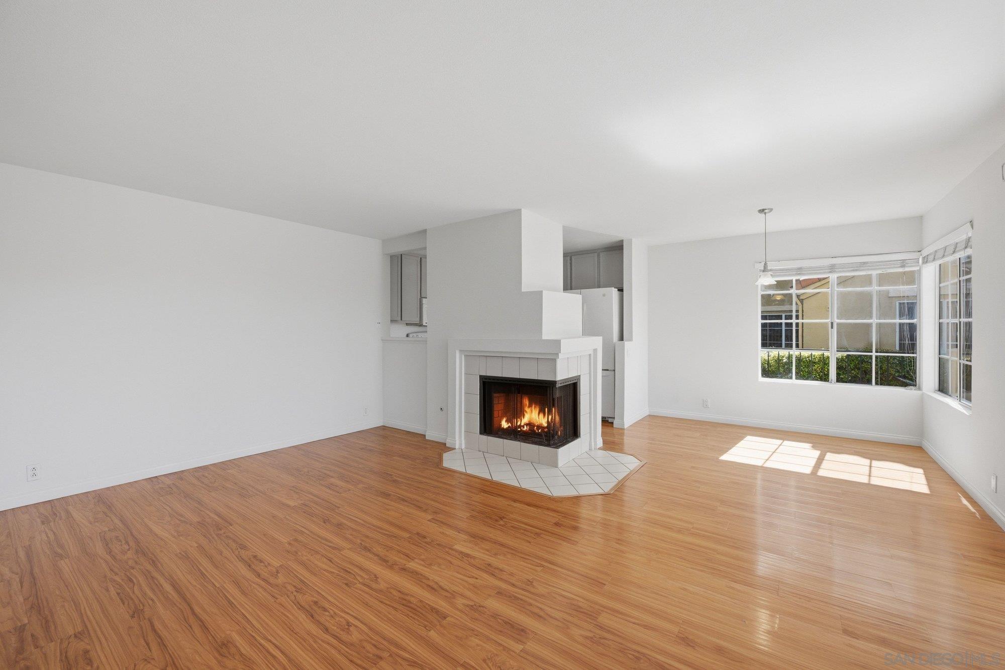 Detail Gallery Image 2 of 28 For 7330  Calle Cristobal  #87,  San Diego,  CA 92126 - 2 Beds | 2 Baths