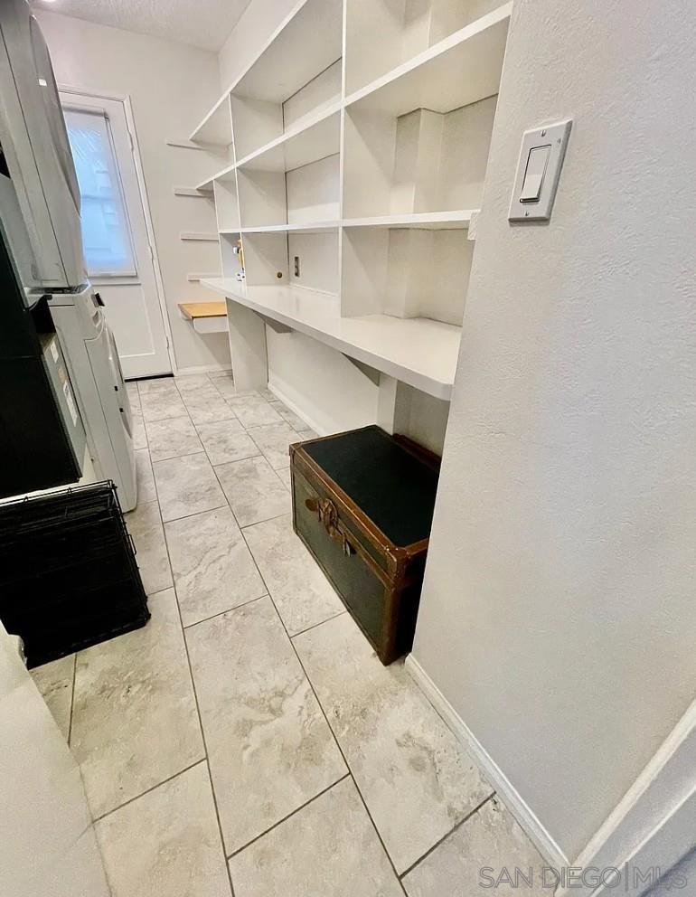 Detail Gallery Image 12 of 19 For 2893  Mcgraw St, San Diego,  CA 92117 - 2 Beds | 2 Baths