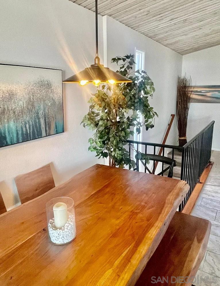 Detail Gallery Image 9 of 19 For 2893  Mcgraw St, San Diego,  CA 92117 - 2 Beds | 2 Baths