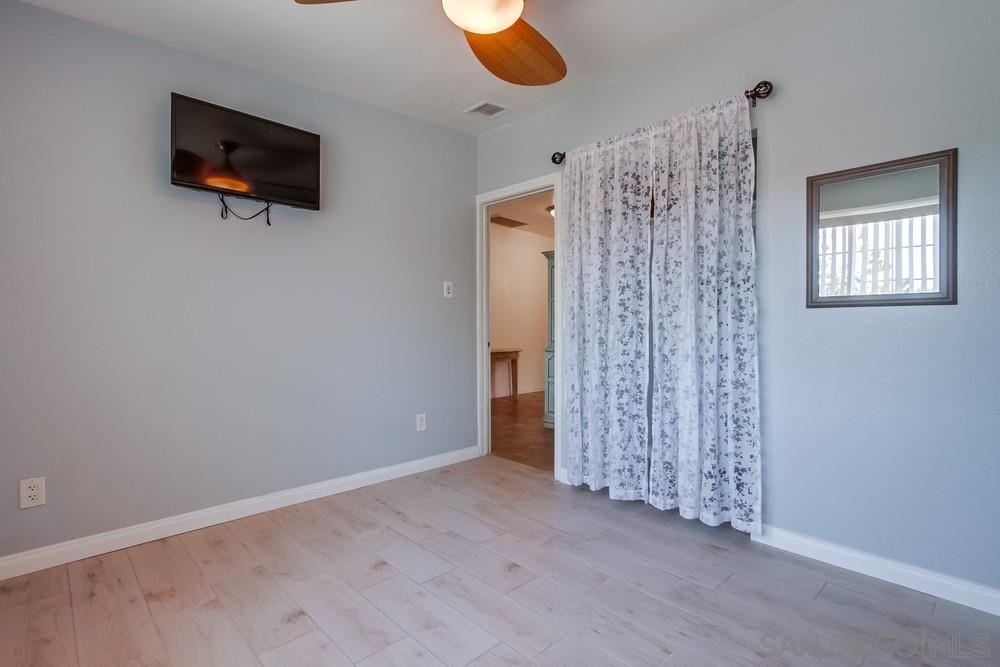 Detail Gallery Image 21 of 32 For 820  Frances Drive, Vista,  CA 92084 - 3 Beds | 1 Baths