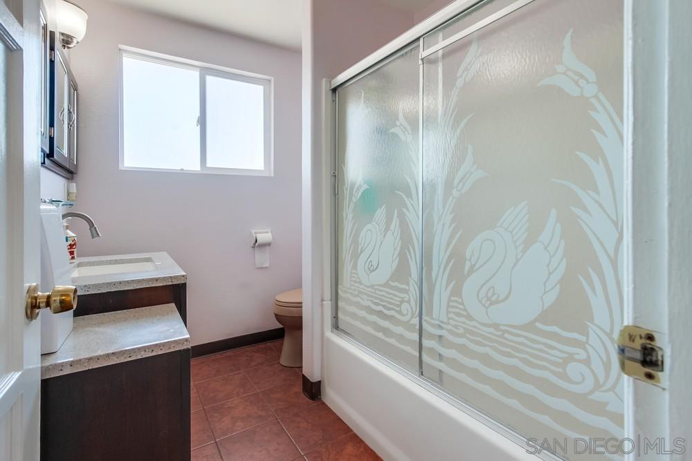 Detail Gallery Image 23 of 32 For 820  Frances Drive, Vista,  CA 92084 - 3 Beds | 1 Baths