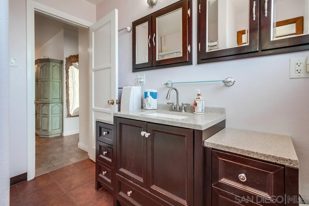 Detail Gallery Image 24 of 32 For 820  Frances Drive, Vista,  CA 92084 - 3 Beds | 1 Baths