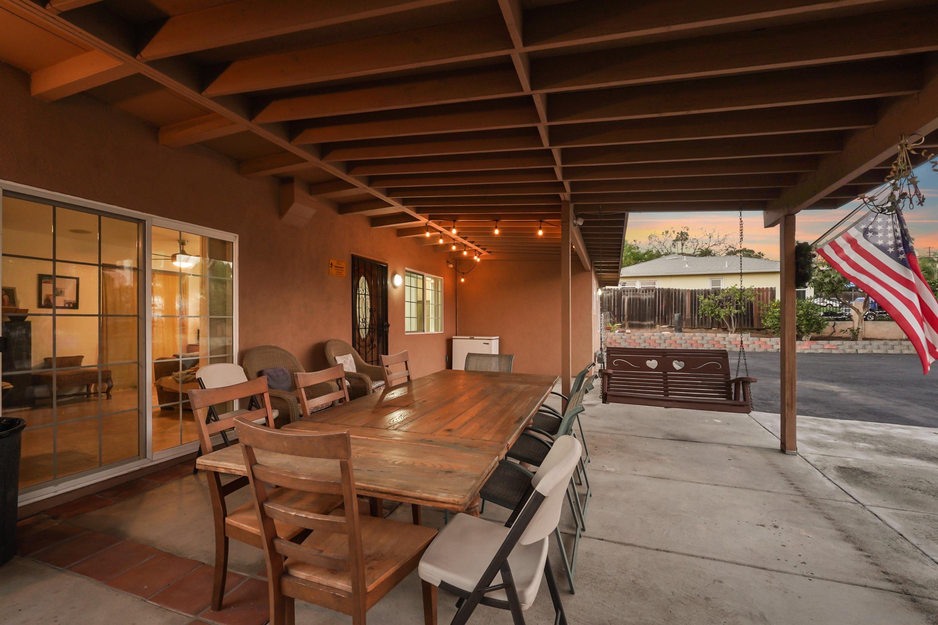 Detail Gallery Image 5 of 32 For 820  Frances Drive, Vista,  CA 92084 - 3 Beds | 1 Baths