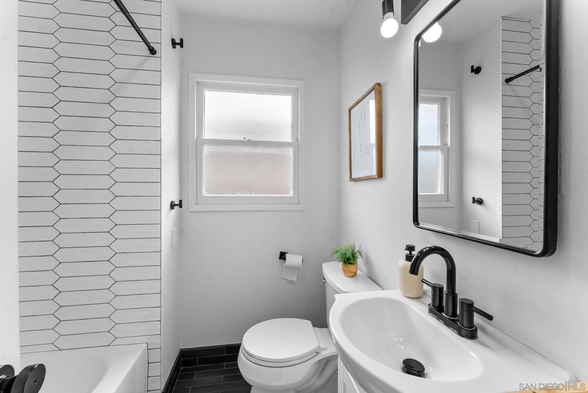 Detail Gallery Image 19 of 38 For 6591  Eldridge St, San Diego,  CA 92120 - 4 Beds | 2 Baths