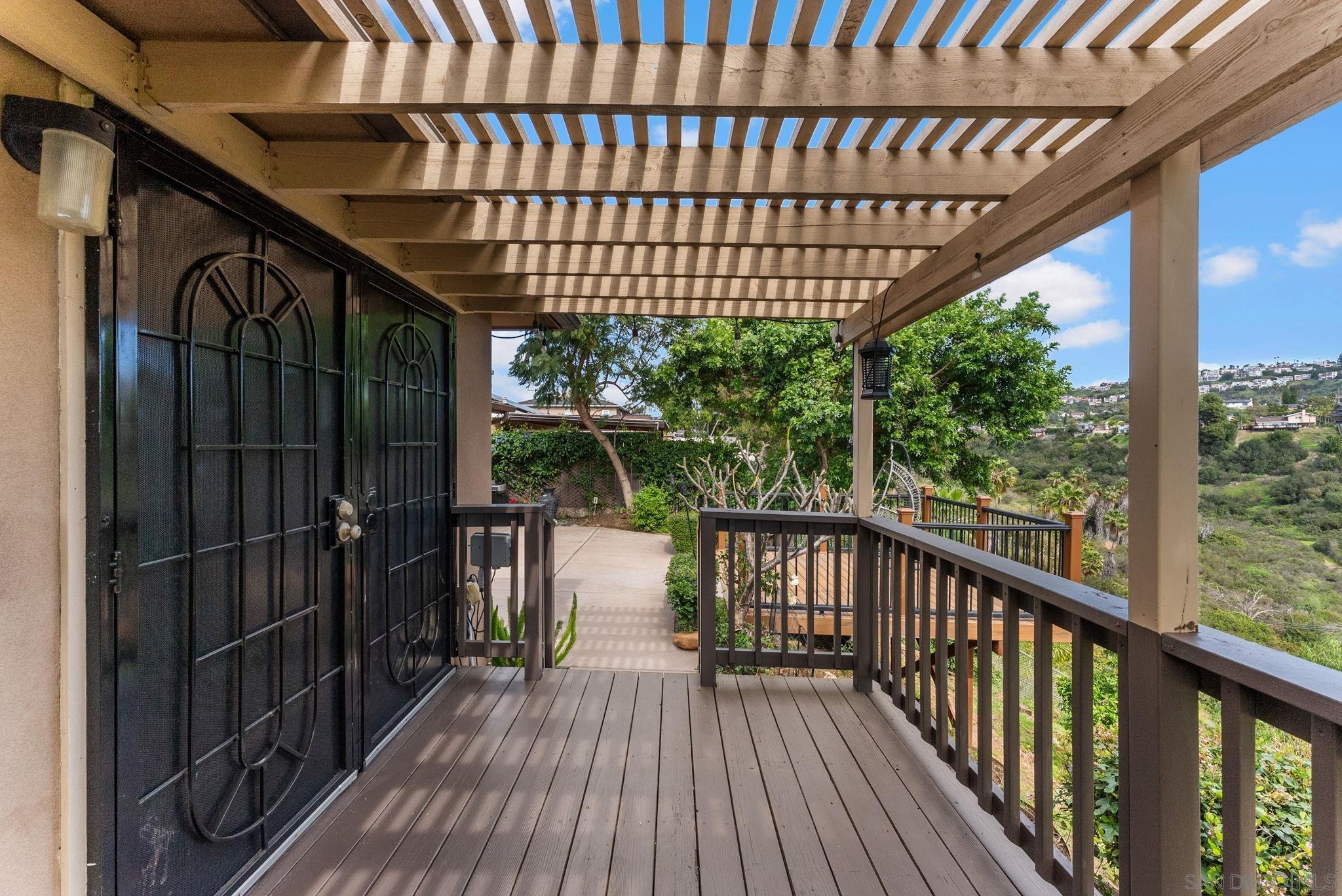 Detail Gallery Image 27 of 38 For 6591  Eldridge St, San Diego,  CA 92120 - 4 Beds | 2 Baths