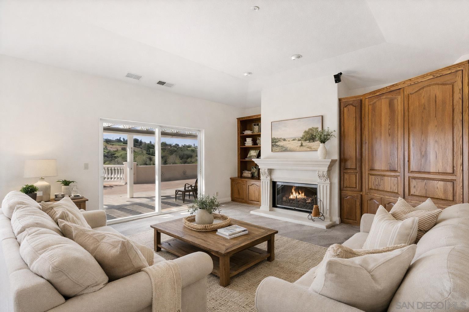 Detail Gallery Image 15 of 48 For 4417  Fallsbrae Road, Fallbrook,  CA 92028 - 4 Beds | 3/1 Baths