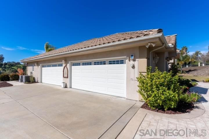 Detail Gallery Image 42 of 48 For 4417  Fallsbrae Road, Fallbrook,  CA 92028 - 4 Beds | 3/1 Baths