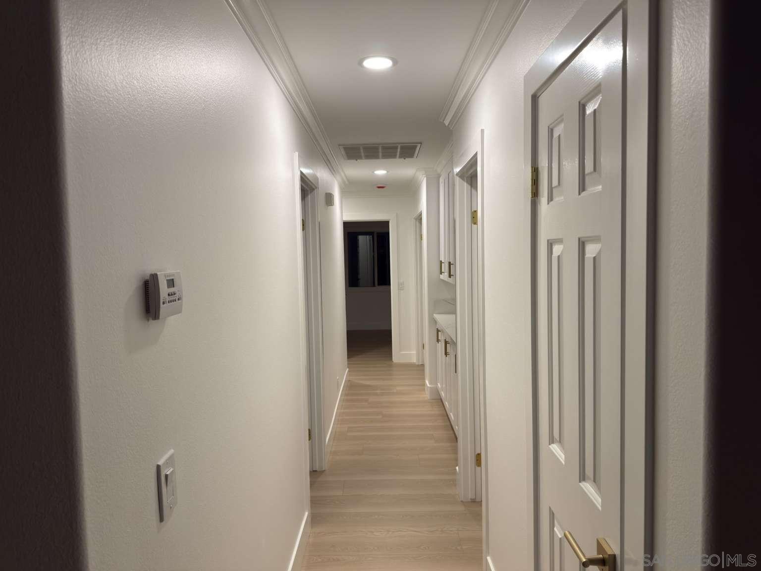 Detail Gallery Image 21 of 35 For 2227  Mapleleaf Ave, Newbury Park,  CA 91320 - 4 Beds | 2/1 Baths