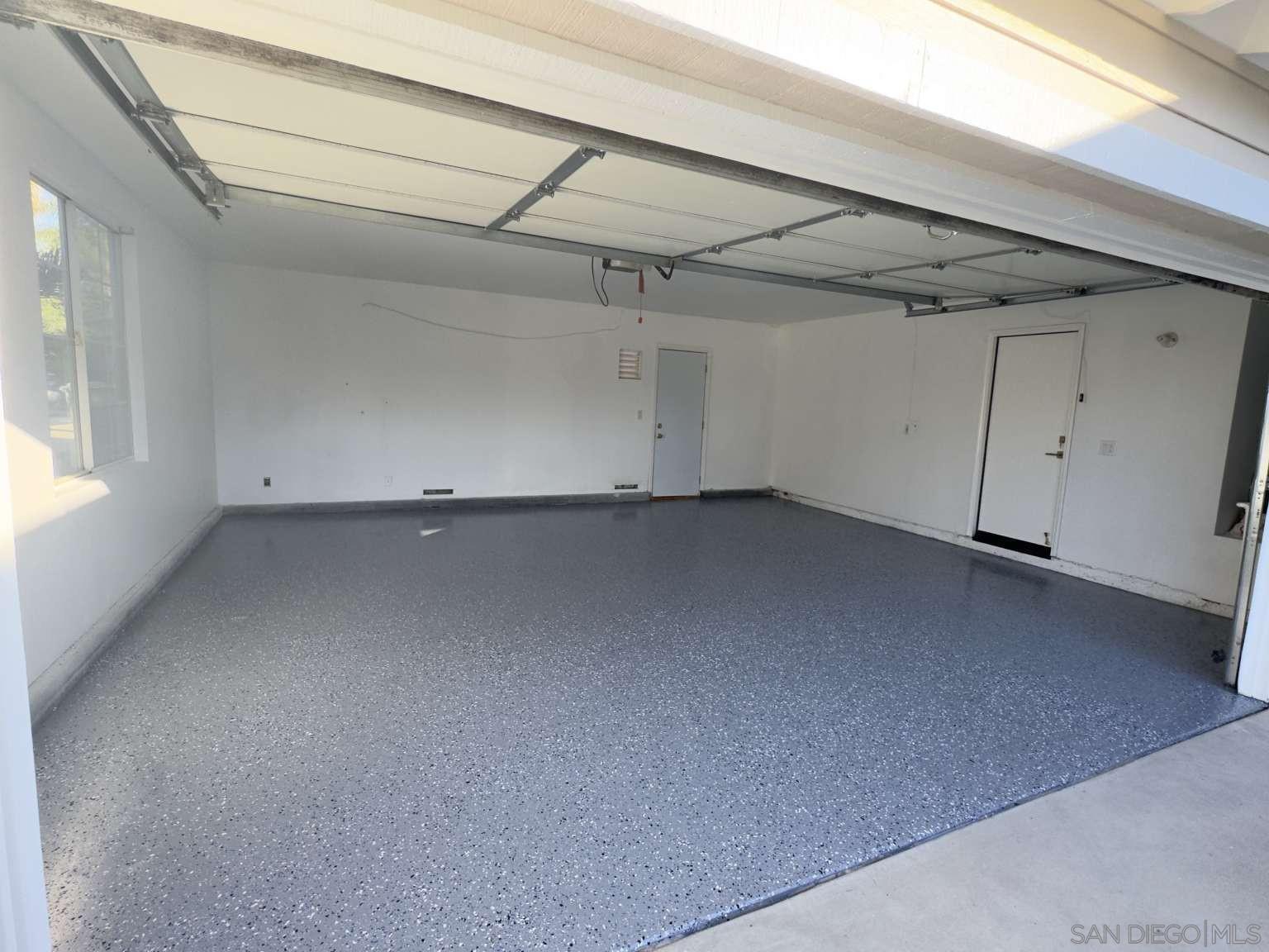 Detail Gallery Image 34 of 35 For 2227  Mapleleaf Ave, Newbury Park,  CA 91320 - 4 Beds | 2/1 Baths