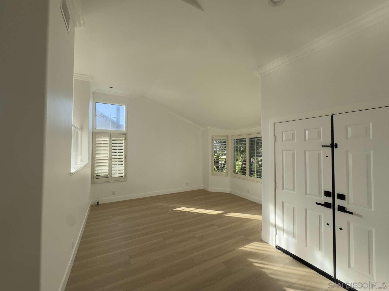 Detail Gallery Image 6 of 35 For 2227  Mapleleaf Ave, Newbury Park,  CA 91320 - 4 Beds | 2/1 Baths