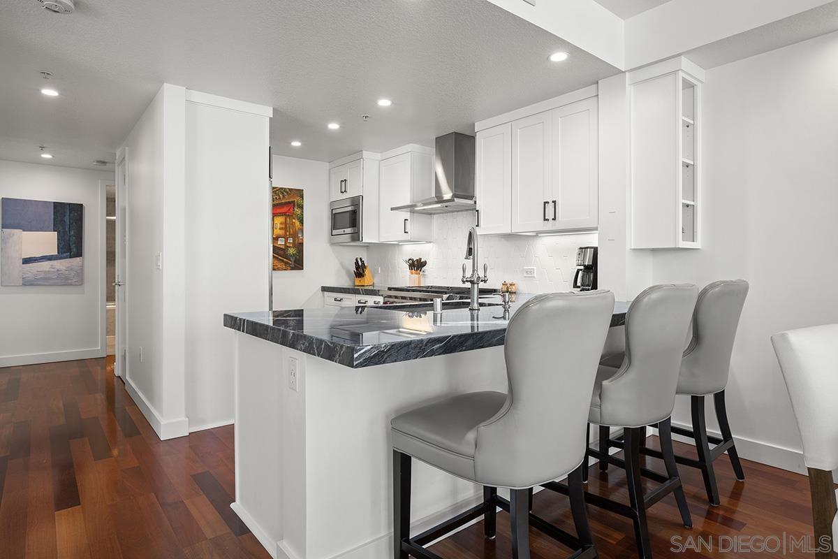 Detail Gallery Image 18 of 61 For 1199  Pacific Hwy  1002, San Diego,  CA 92101 - 2 Beds | 2 Baths