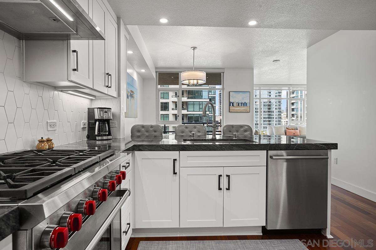 Detail Gallery Image 19 of 61 For 1199  Pacific Hwy  1002, San Diego,  CA 92101 - 2 Beds | 2 Baths