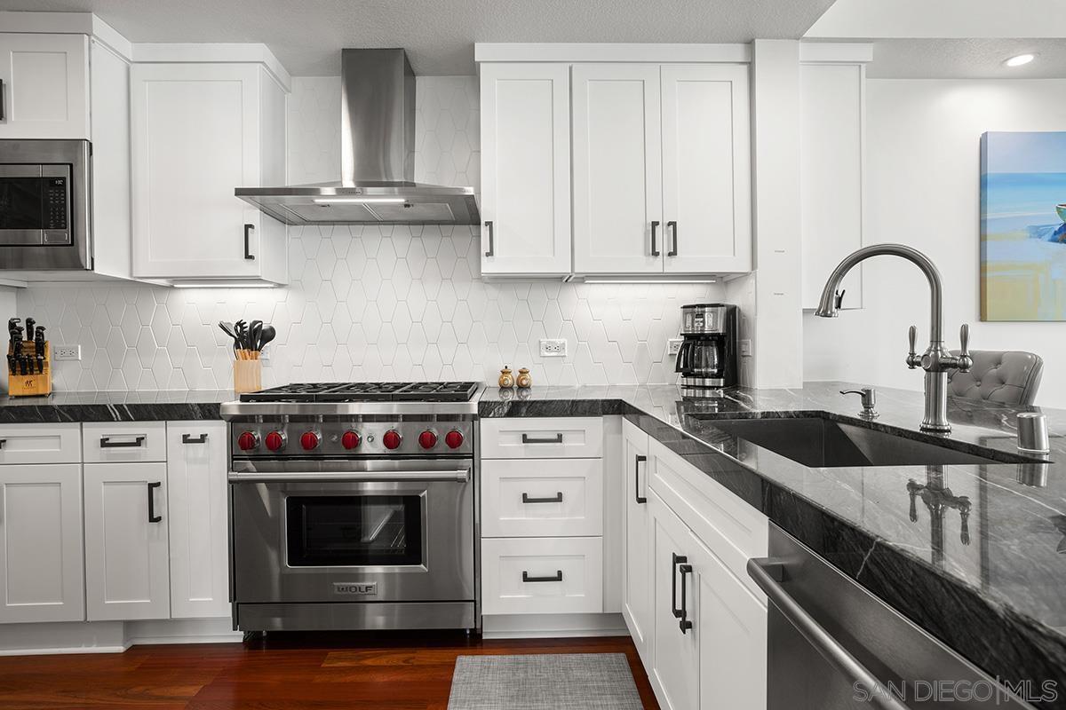 Detail Gallery Image 20 of 61 For 1199  Pacific Hwy  1002, San Diego,  CA 92101 - 2 Beds | 2 Baths