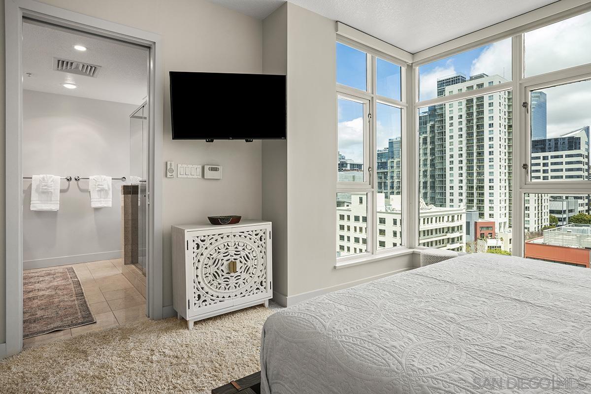 Detail Gallery Image 26 of 61 For 1199  Pacific Hwy  1002, San Diego,  CA 92101 - 2 Beds | 2 Baths