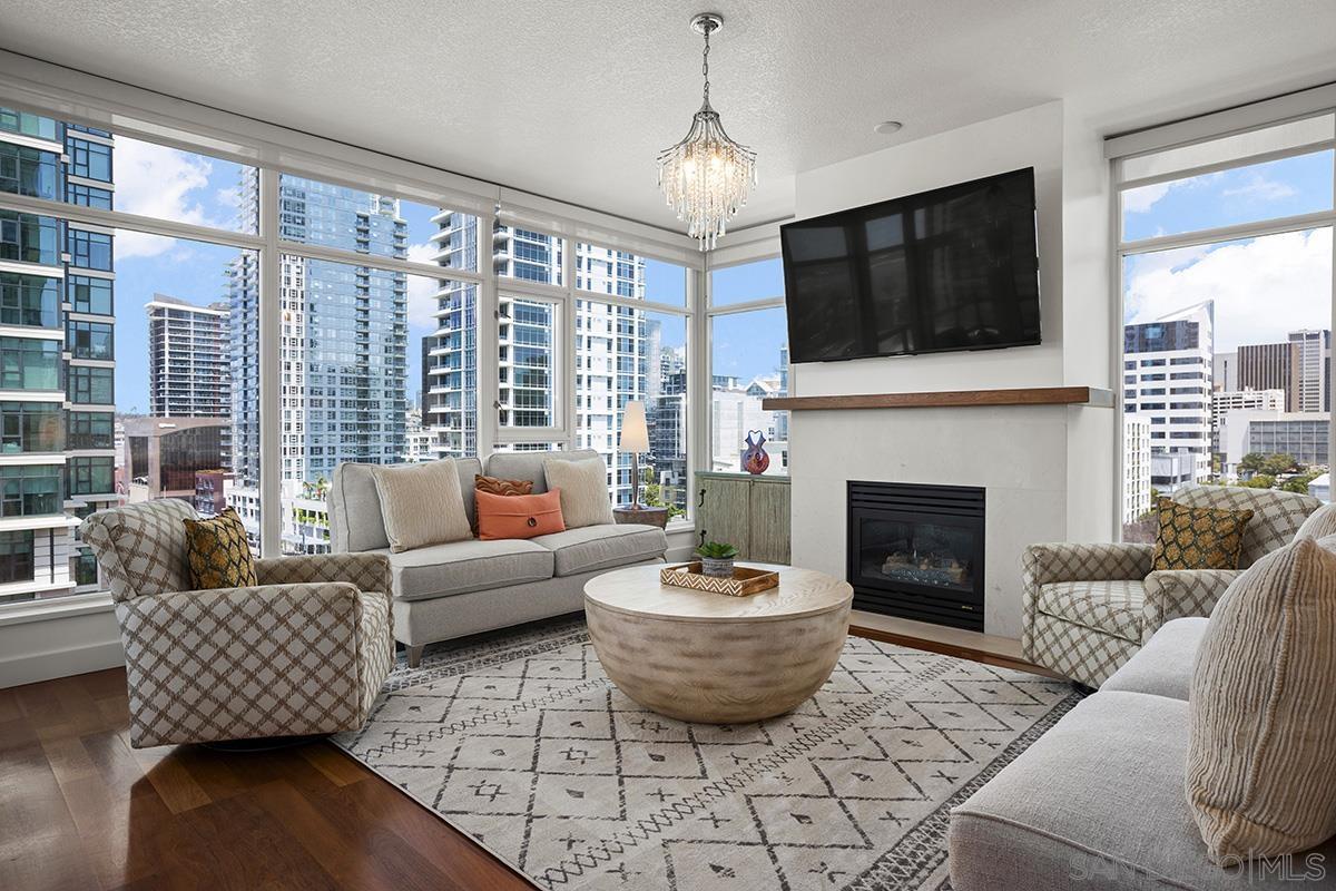 Detail Gallery Image 5 of 61 For 1199  Pacific Hwy  1002, San Diego,  CA 92101 - 2 Beds | 2 Baths