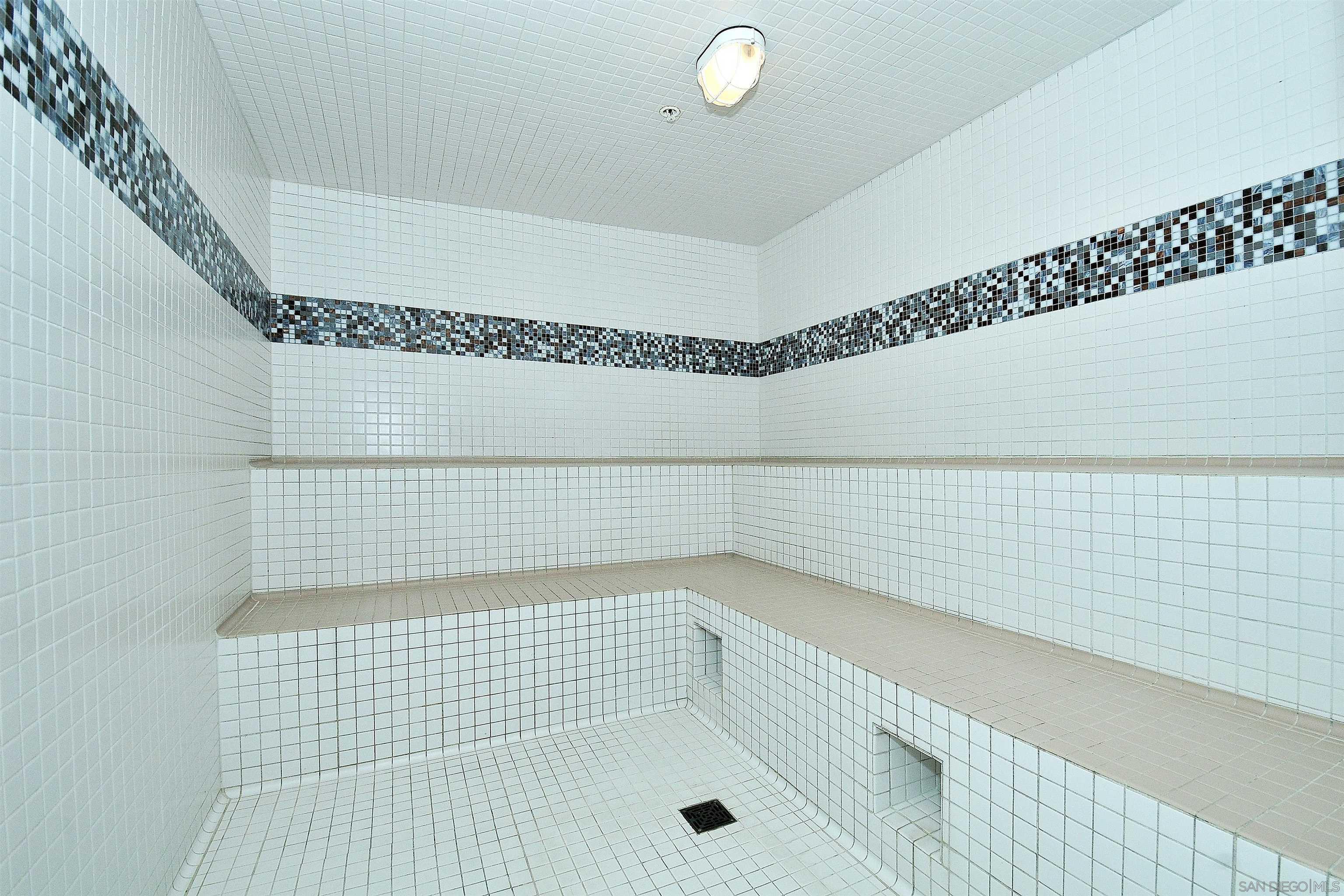 Detail Gallery Image 59 of 61 For 1199  Pacific Hwy  1002, San Diego,  CA 92101 - 2 Beds | 2 Baths