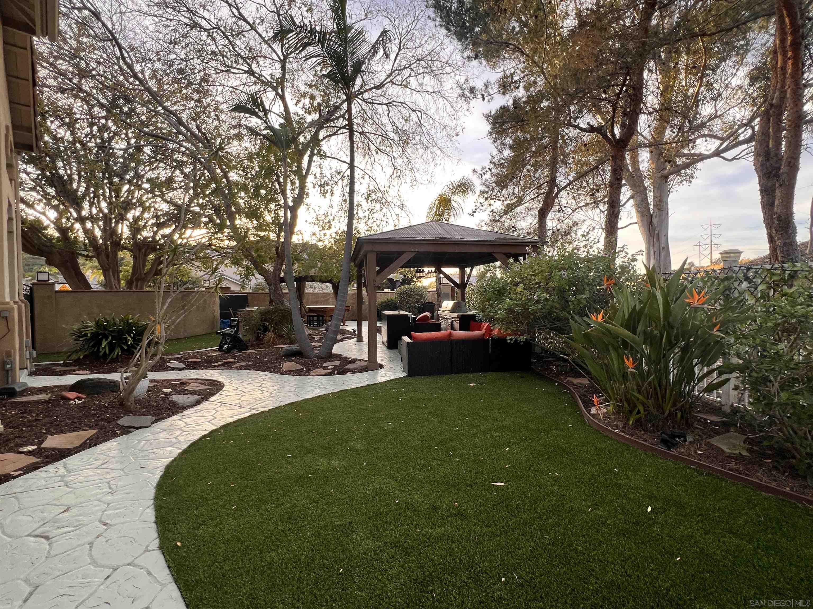 Detail Gallery Image 26 of 26 For 11491  Cypress Canyon Park Dr, San Diego,  CA 92131 - 5 Beds | 3 Baths