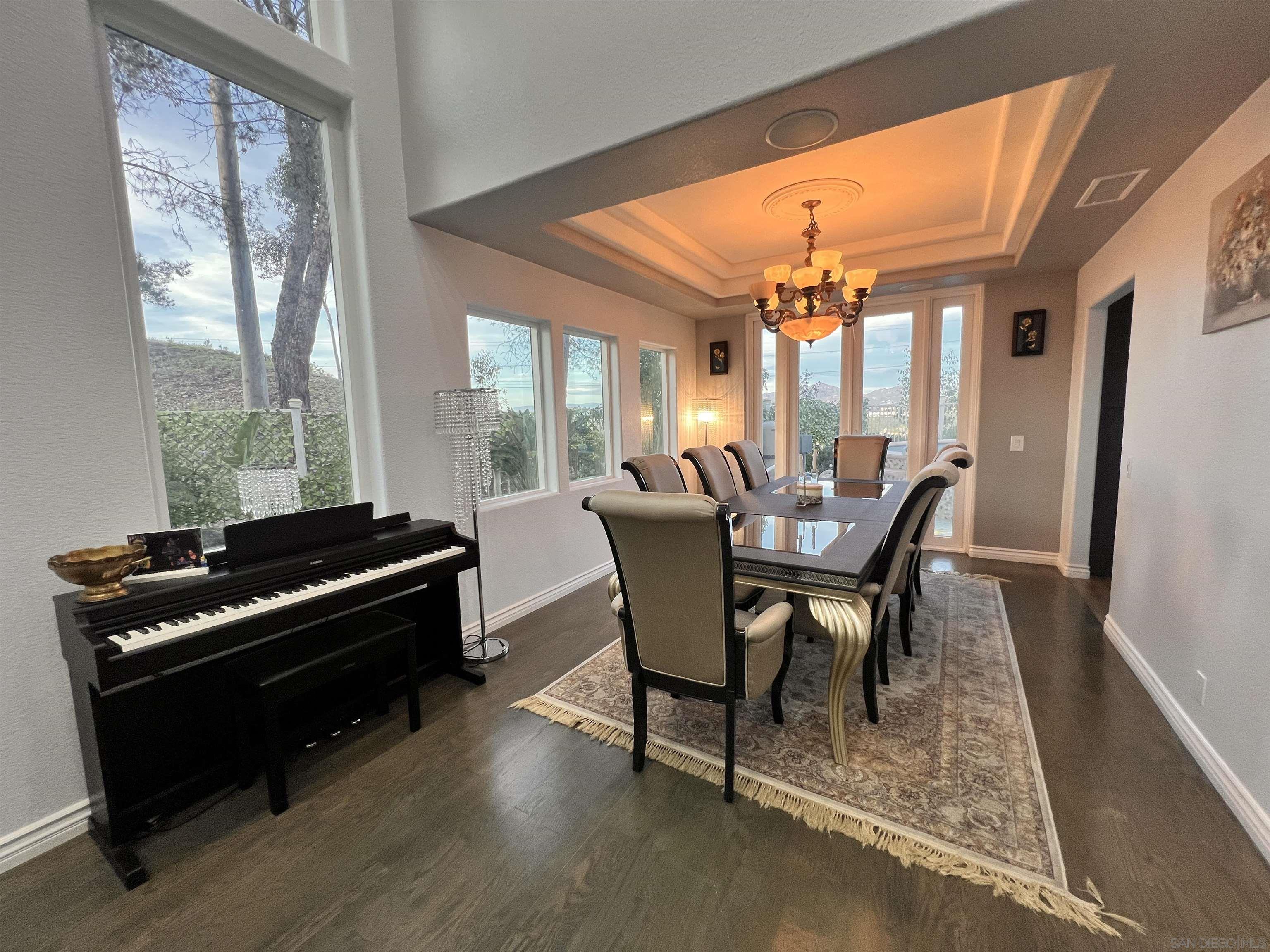 Detail Gallery Image 6 of 26 For 11491  Cypress Canyon Park Dr, San Diego,  CA 92131 - 5 Beds | 3 Baths