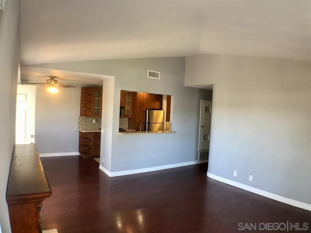Detail Gallery Image 3 of 24 For 13212  Salmon River Rd  205, San Diego,  CA 92129 - 2 Beds | 2 Baths