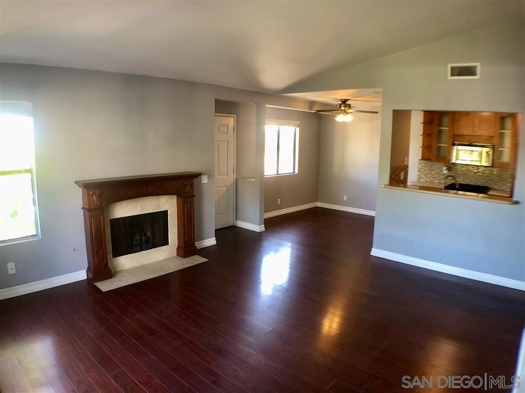 Detail Gallery Image 6 of 24 For 13212  Salmon River Rd  205, San Diego,  CA 92129 - 2 Beds | 2 Baths