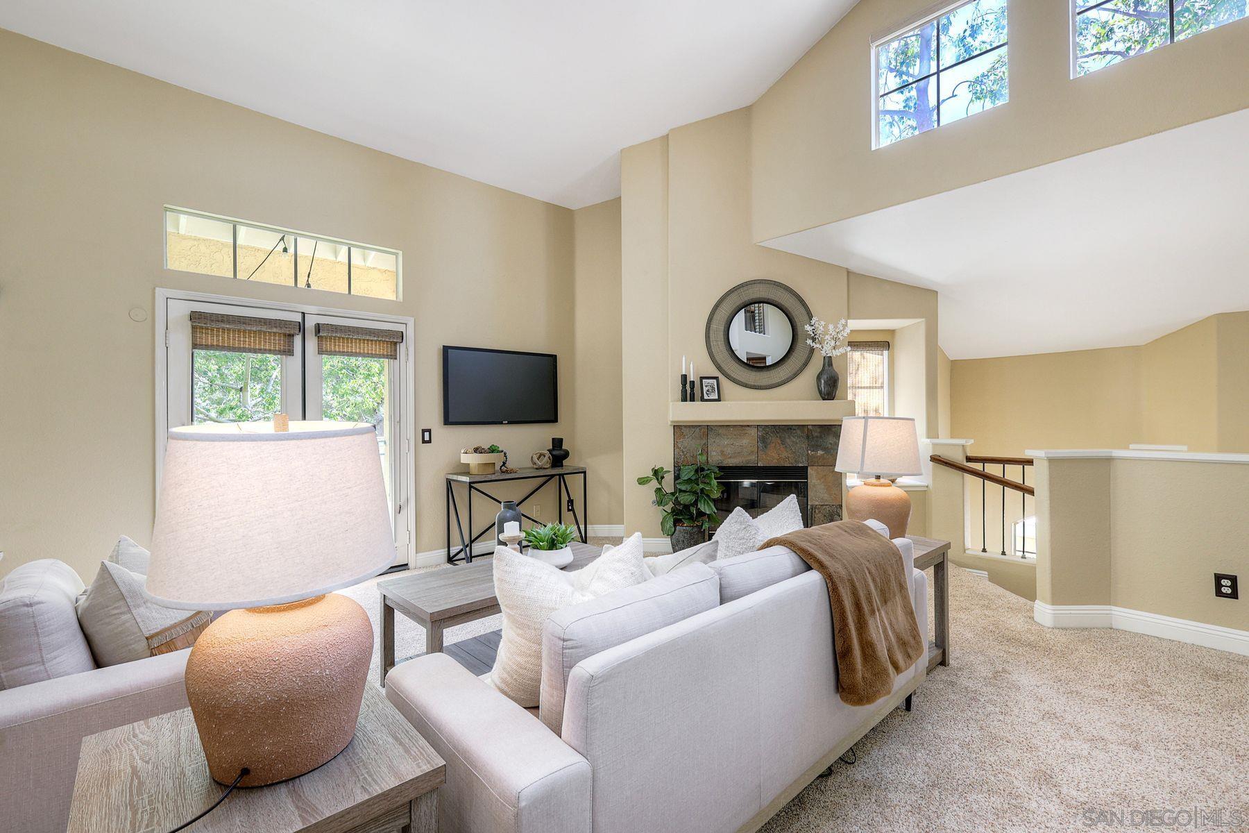 Detail Gallery Image 3 of 39 For 11287  Provencal Pl, San Diego,  CA 92128 - 2 Beds | 2 Baths