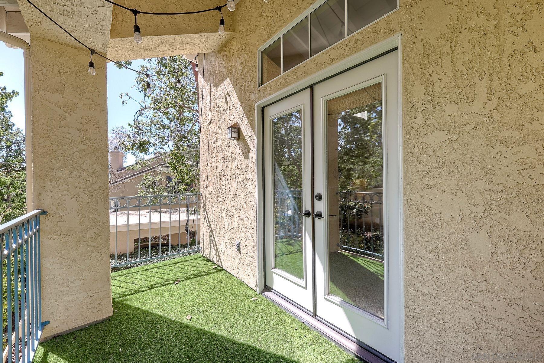 Detail Gallery Image 10 of 39 For 11287  Provencal Pl, San Diego,  CA 92128 - 2 Beds | 2 Baths