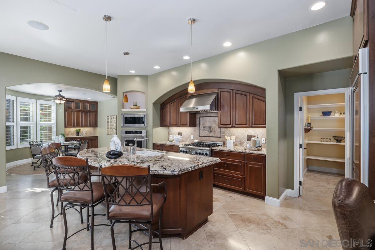 Detail Gallery Image 11 of 35 For 4495  Cather Ave, San Diego,  CA 92122 - 3 Beds | 3/1 Baths